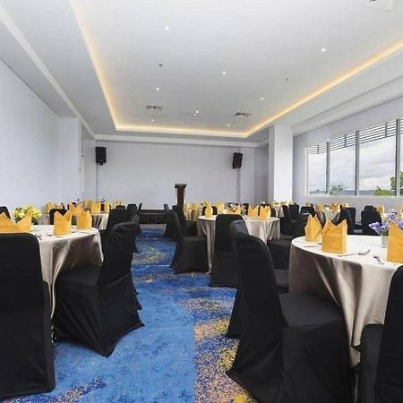 Horison Hotel Ultima Timika Bagian luar foto