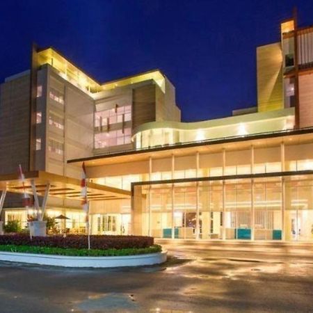 Horison Hotel Ultima Timika Bagian luar foto